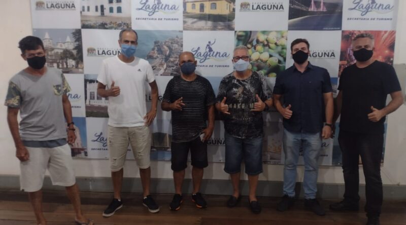 Encontro reuniu autoridades locais e representantes dos blocos de carnaval