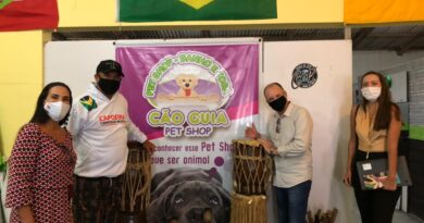 Comitiva presente no espaço Capoeira Kids