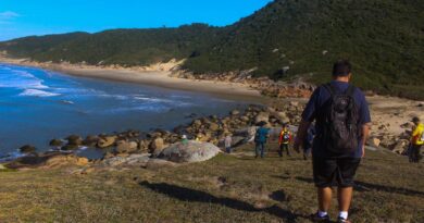 Primeiro percurso foi a agreste praia do Gravatá, depois seguiram pela Manelone.