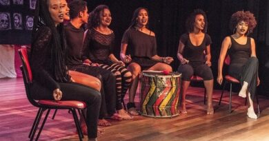 O Coletivo Nega realiza o projeto independente “Afroarte SC - Viajando com arte negra nas escolas catarinenses"