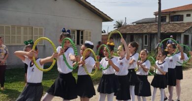 Estudantes da Escola Jurandir Pereira realizaram desfile na Cigana