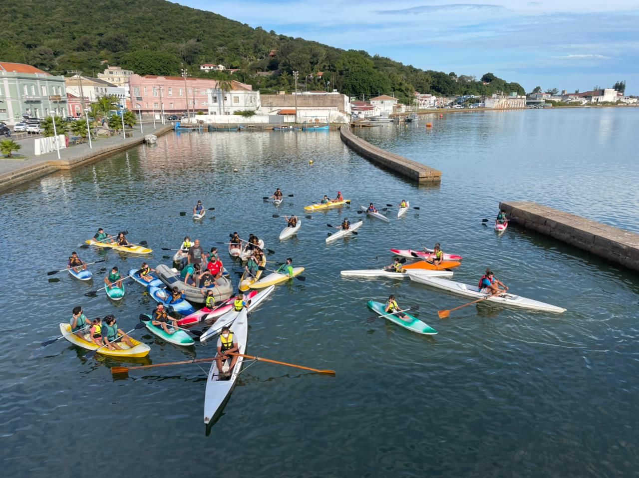 Torneios de esportes individuais estimulam alunos nas escolas municipais -  Prefeitura de Laguna